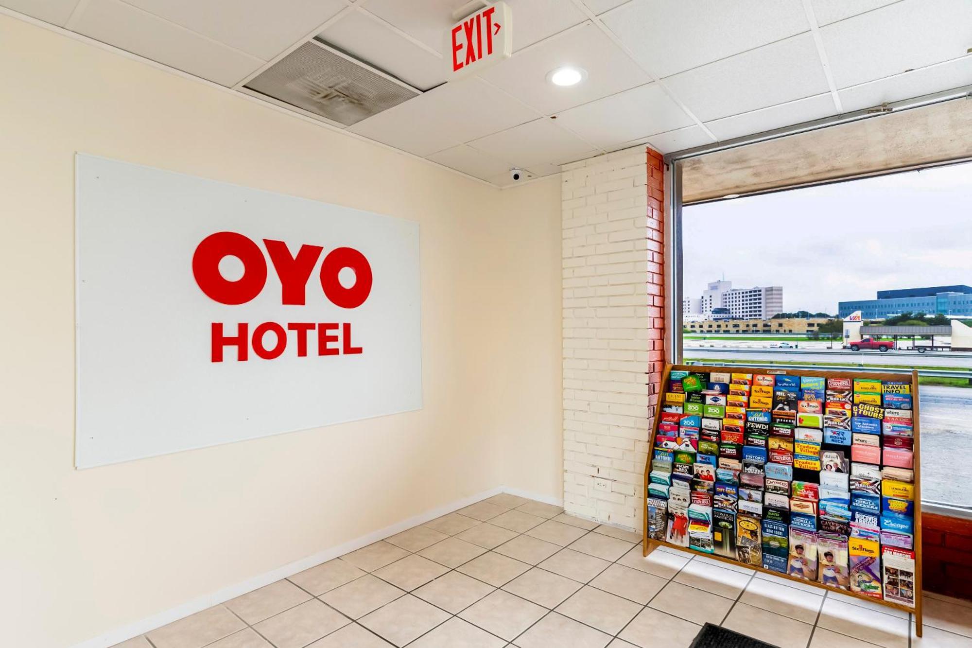 Oyo Hotel San Antonio Lackland Afb Seaworld Hwy 90 W Екстер'єр фото