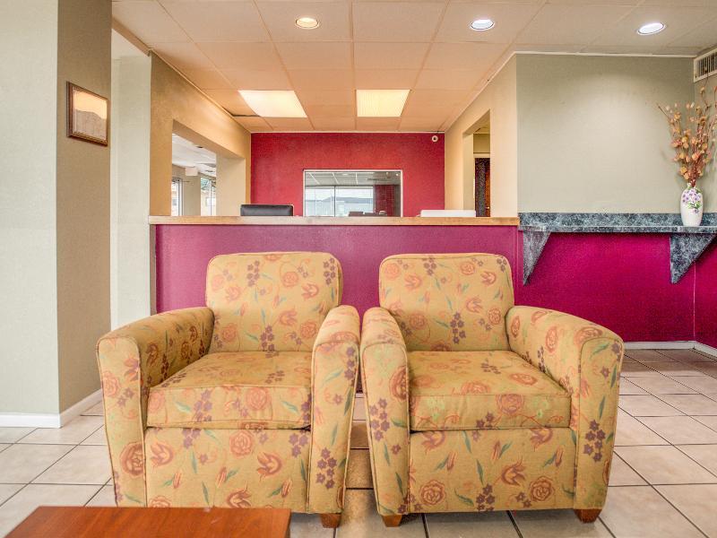 Oyo Hotel San Antonio Lackland Afb Seaworld Hwy 90 W Екстер'єр фото