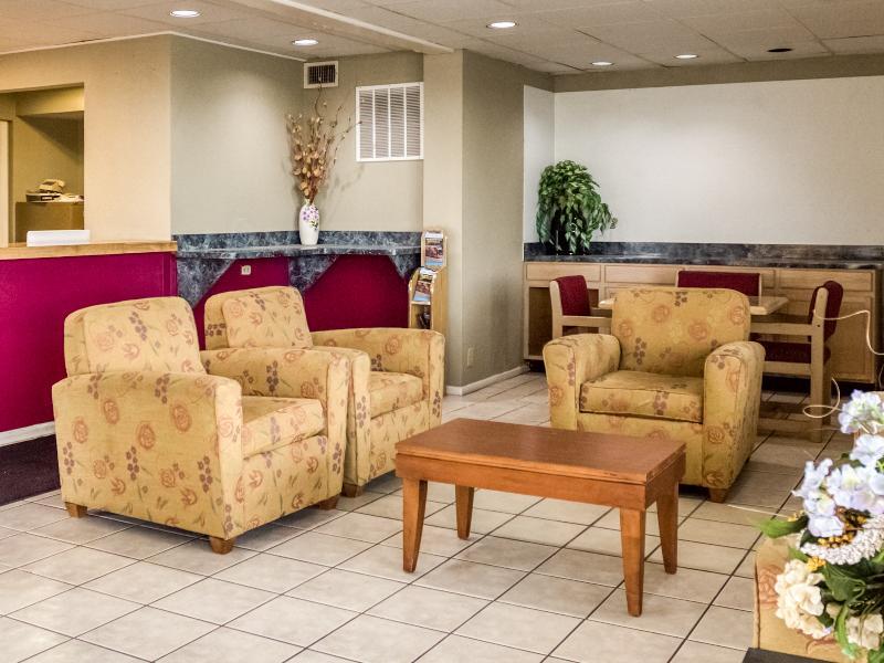 Oyo Hotel San Antonio Lackland Afb Seaworld Hwy 90 W Екстер'єр фото